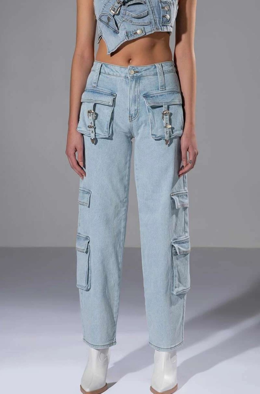 Denim * | For Real Buckle Detail Relaxed Fit Jeans Light Blue