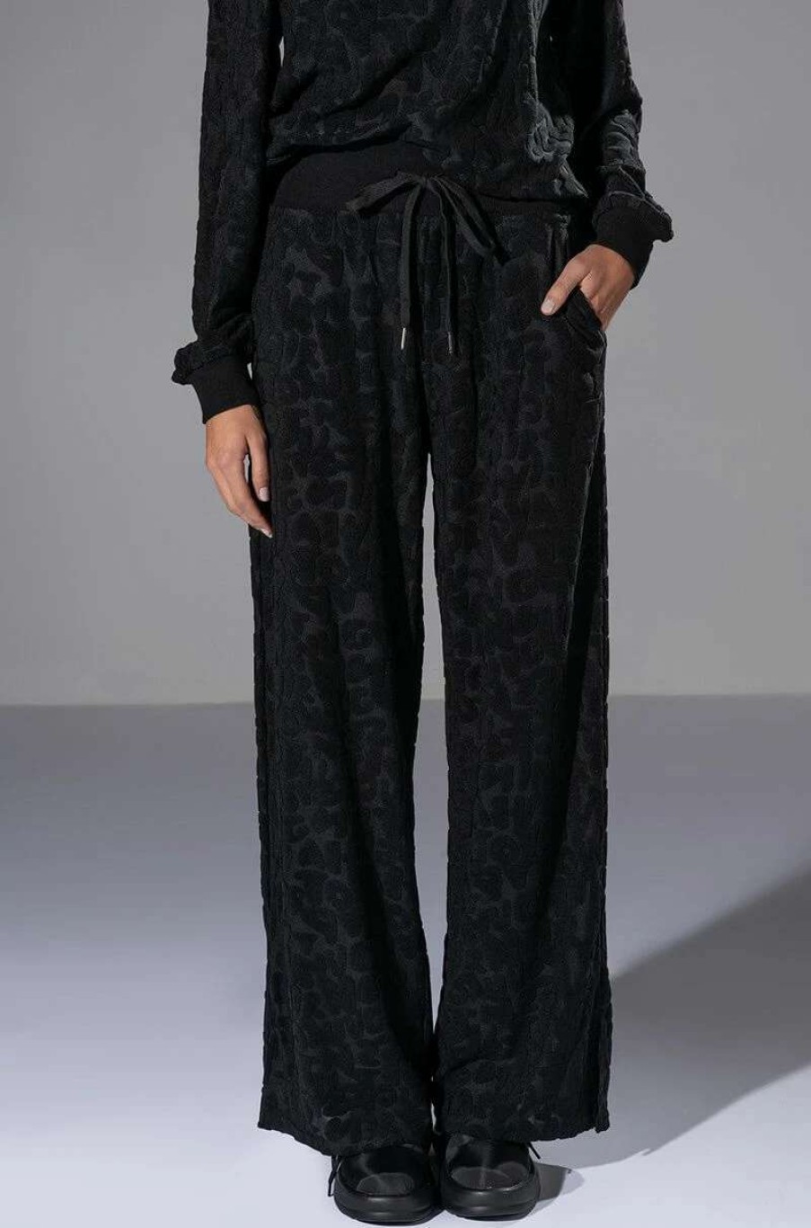 Pants * | Be Here Textured Wide Leg Sweatpant Black